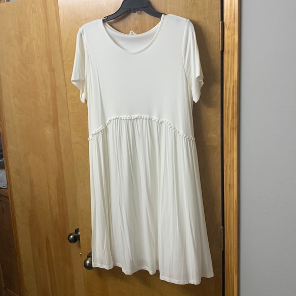 PinkBlush XL Ivory Maternity Dress - Picture 1 of 4